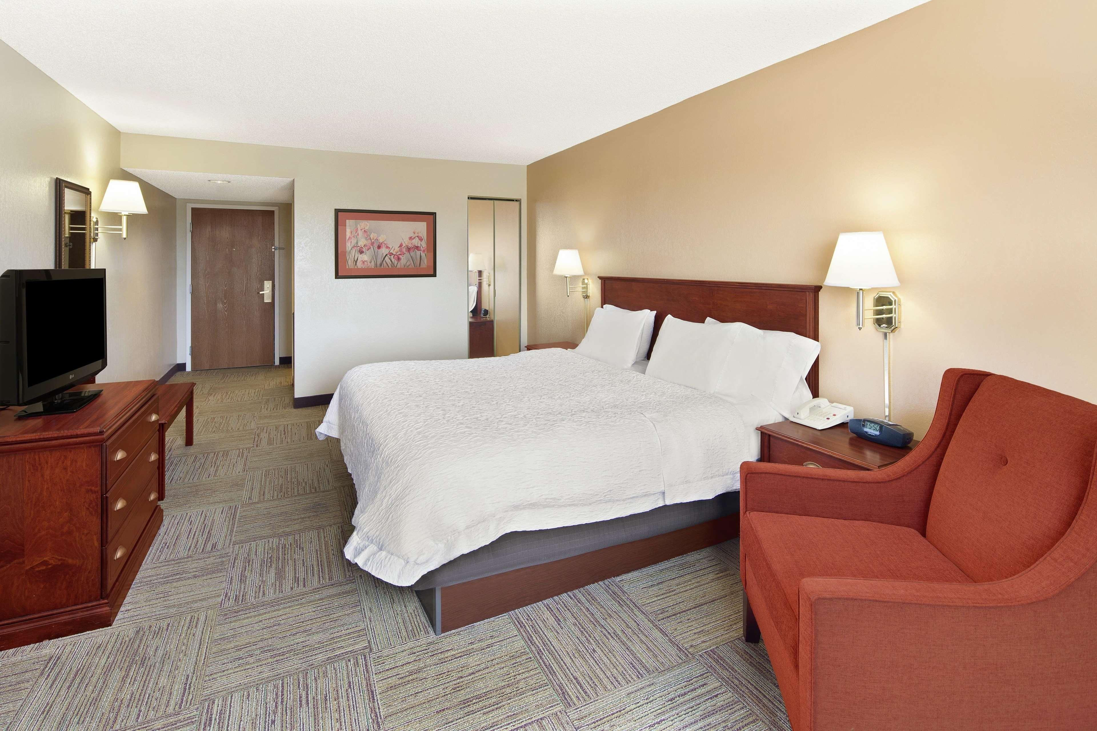 Hampton Inn Columbus-North Esterno foto