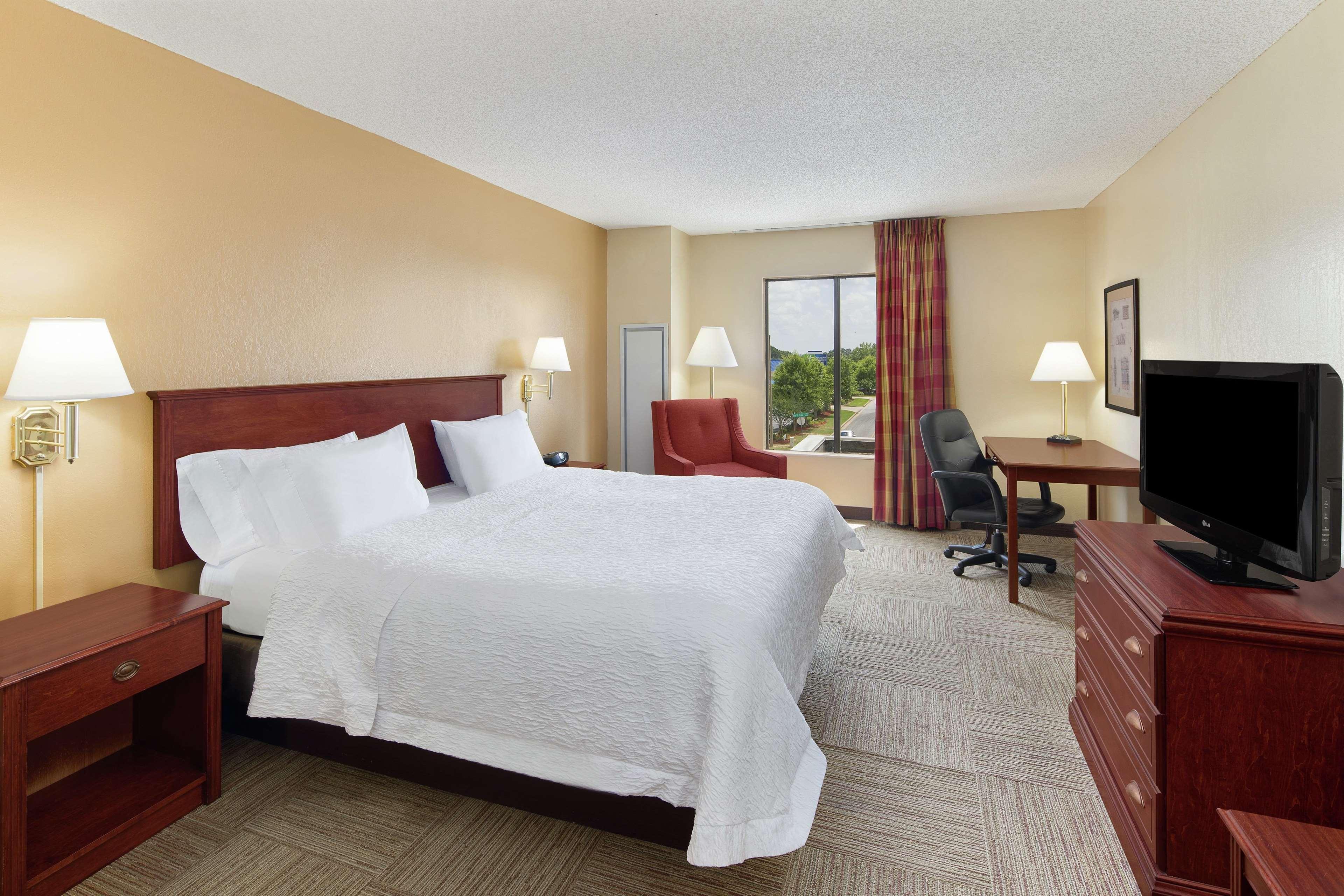 Hampton Inn Columbus-North Esterno foto