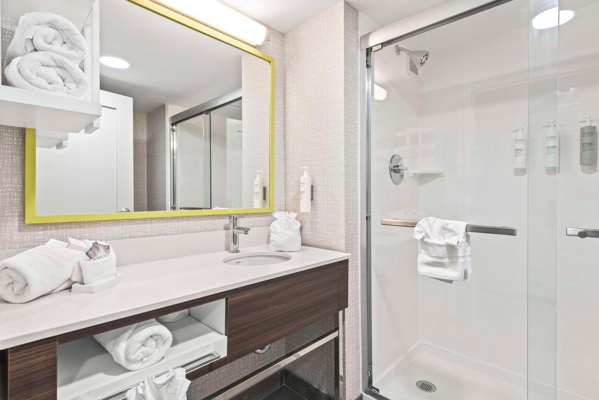 Hampton Inn Columbus-North Esterno foto