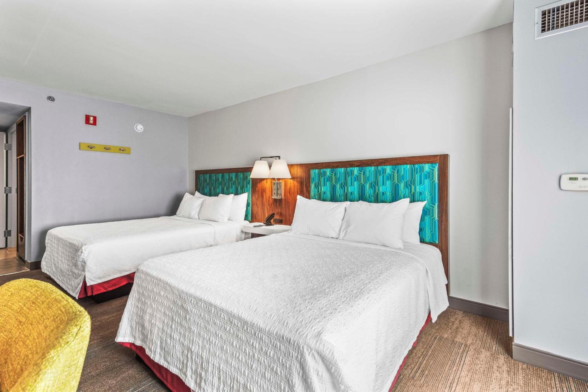 Hampton Inn Columbus-North Esterno foto