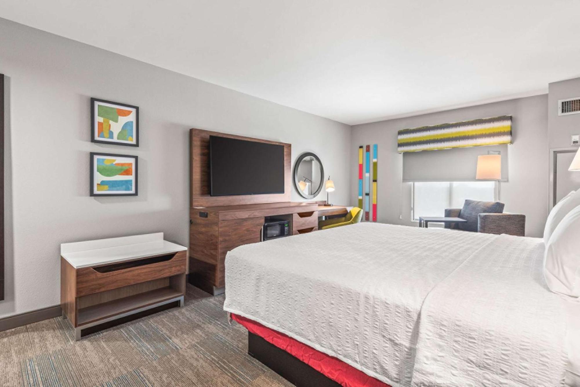 Hampton Inn Columbus-North Esterno foto
