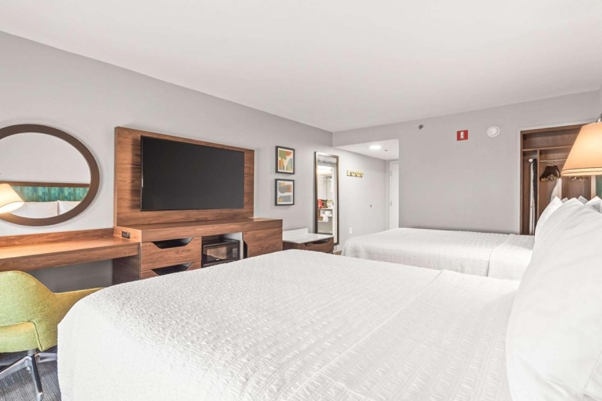 Hampton Inn Columbus-North Esterno foto